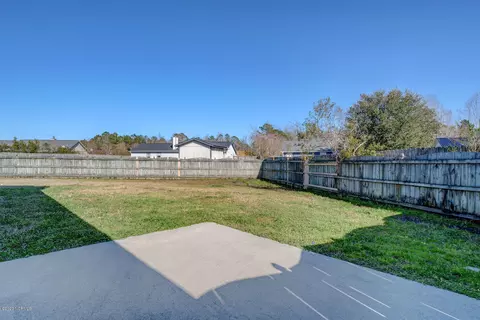 205 Red Fox Ct, Hubert, NC 28539 photo 22