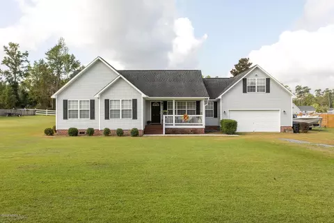 127 Derby Ln, Hampstead, NC 28443 photo 1
