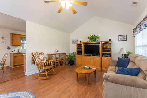 127 Derby Ln, Hampstead, NC 28443 photo 10