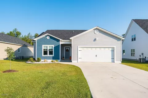 197 Garland Shores Dr, Hubert, NC 28539 photo 1