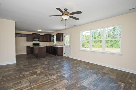 108 Sonia Dr, Hubert, NC 28539 photo 10