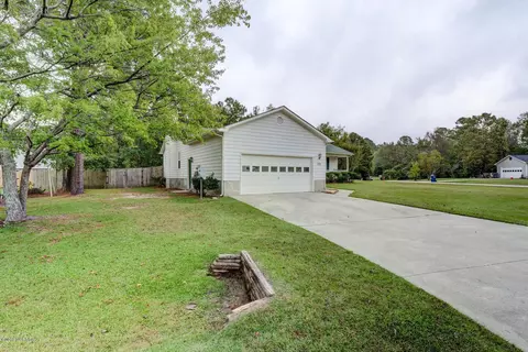 319 Eider Loop, Jacksonville, NC 28540 photo 3