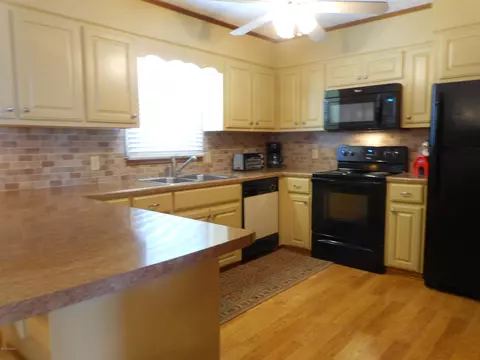 423 4th St, Sunset Beach, NC 28468 photo 8