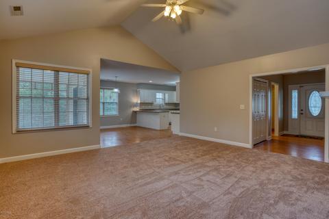 105 Cinema Ct, Hampstead, NC 28443 photo 6