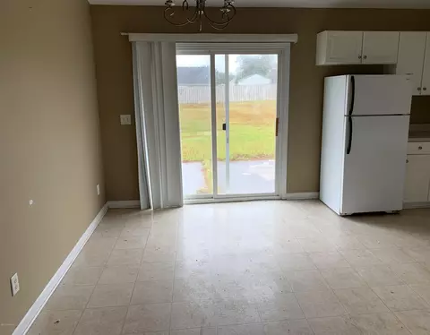 132 Lewis Rd, Hampstead, NC 28443 photo 6