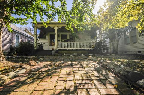 718 E Main St, Washington, NC 27889 photo 7