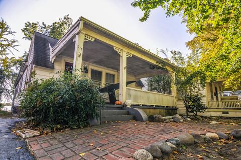 718 E Main St, Washington, NC 27889 photo 1