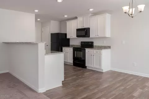 148 W Luminous Way, Hampstead, NC 28443 photo 4