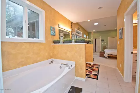 107 Windjammer Cv, Emerald Isle, NC 28594 photo 31