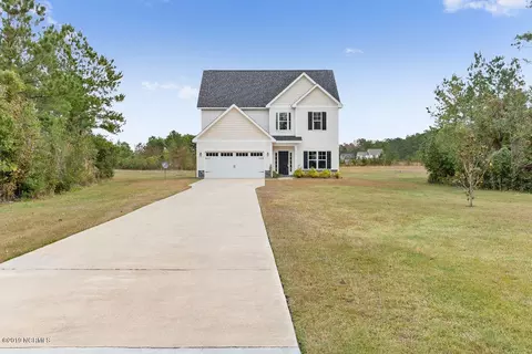 500 Riggs Rd, Hubert, NC 28539 photo 1