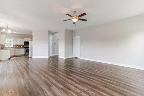 500 Riggs Rd, Hubert, NC 28539 photo 7