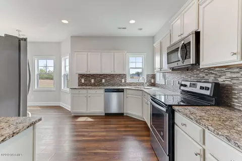 500 Riggs Rd, Hubert, NC 28539 photo 9