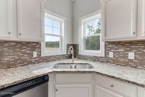 500 Riggs Rd, Hubert, NC 28539 photo 10