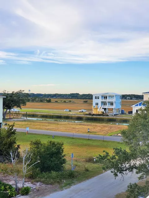 407 17th St, Sunset Beach, NC 28468 photo 3