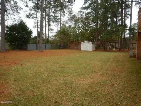 613 Eagle Rd, Kinston, NC 28501 photo 2