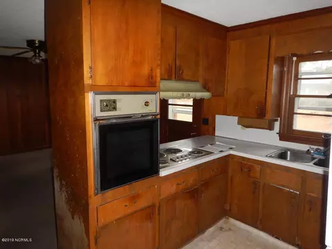 613 Eagle Rd, Kinston, NC 28501 photo 11