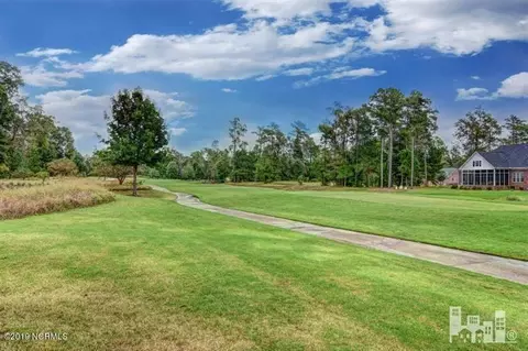 211 E Winding Way, Wallace, NC 28466 photo 2