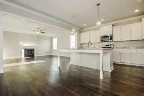 680 Aria Ln, Hubert, NC 28539 photo 5