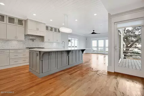 142 Great Oak Dr, Hampstead, NC 28443 photo 6