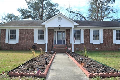 105 E 11th St, Washington, NC 27889 photo 2