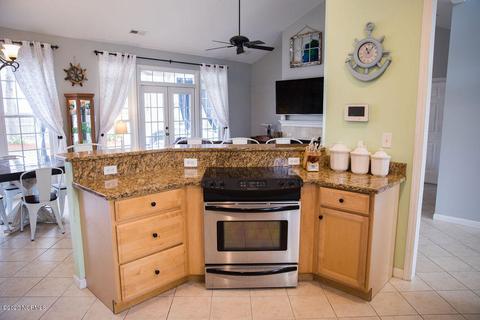 247 Doral Dr, Hampstead, NC 28443 photo 10
