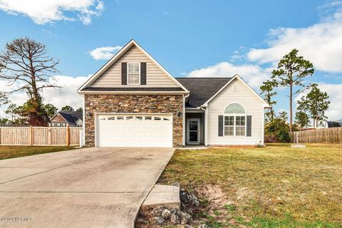 302 Moray Ct, Hubert, NC 28539 photo 1