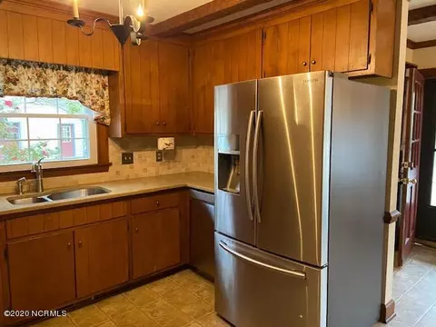 1701 Pine St, Tarboro, NC 27886 photo 6