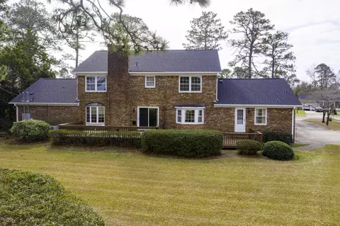910 Robert E Lee Dr, Wilmington, NC 28412 photo 2