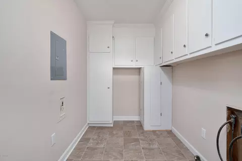 216 W Ninth St, Ayden, NC 28513 photo 17