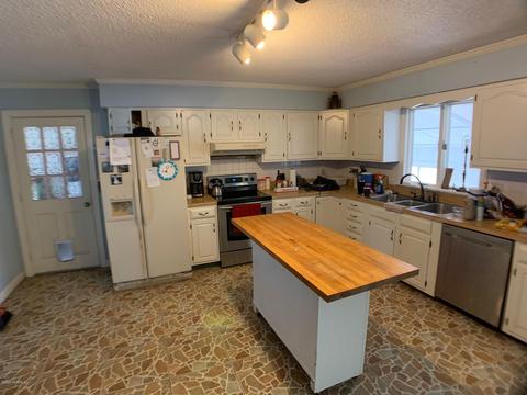831 Caison Loop Rd SE, Winnabow, NC 28479 photo 6