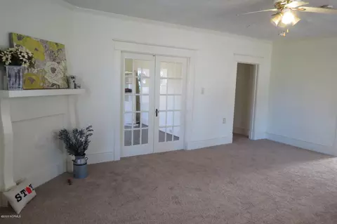 317 E Main St, Williamston, NC 27892 photo 4