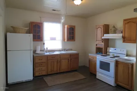 317 E Main St, Williamston, NC 27892 photo 8