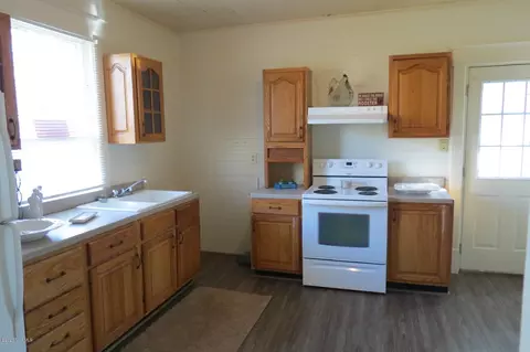 317 E Main St, Williamston, NC 27892 photo 11