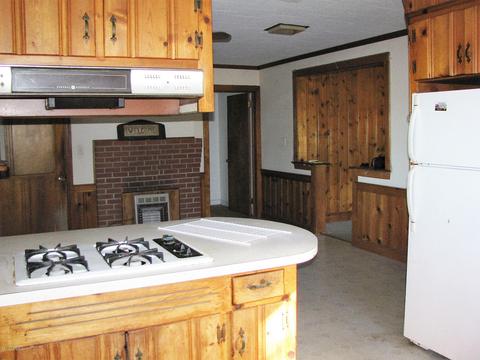 6562 Fire Dept Rd, Williamston, NC 27892 photo 3