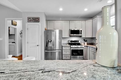 303 Big Pine Ct, Hubert, NC 28539 photo 7