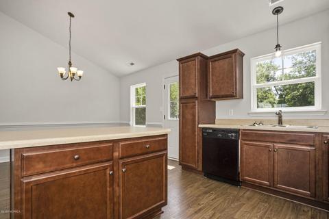 103 Sonia Dr, Hubert, NC 28539 photo 12