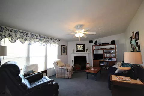 101 Hillside Ln, Middlesex, NC 27557 photo 4