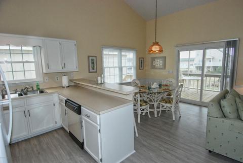 427 2nd St, Sunset Beach, NC 28468 photo 10