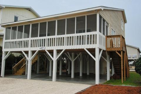 427 2nd St, Sunset Beach, NC 28468 photo 1