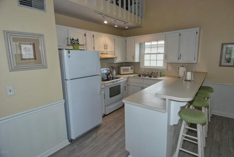 427 2nd St, Sunset Beach, NC 28468 photo 9