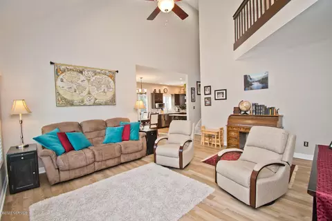 237 Windjammer W, Emerald Isle, NC 28594 photo 7