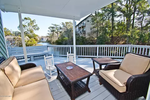 237 Windjammer W, Emerald Isle, NC 28594 photo 2