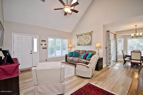 237 Windjammer W, Emerald Isle, NC 28594 photo 8