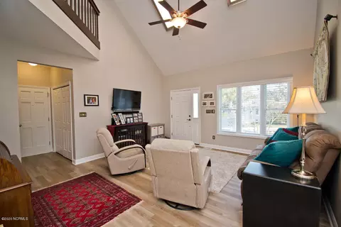 237 Windjammer W, Emerald Isle, NC 28594 photo 17