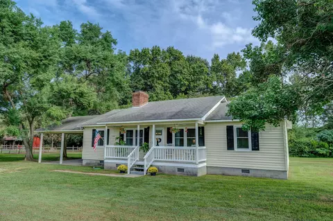 9682 Shiloh Rd, Ivanhoe, NC 28447 photo 2