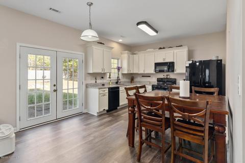 103 Craig Dr, Hubert, NC 28539 photo 12