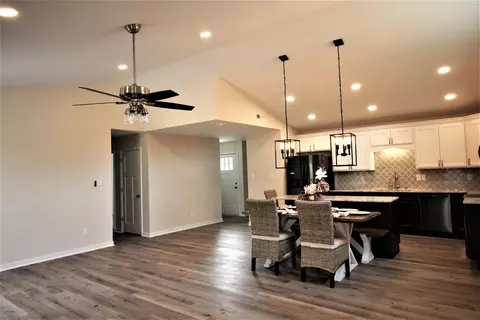 103 E Saddle Ln, Havelock, NC 28532 photo 15