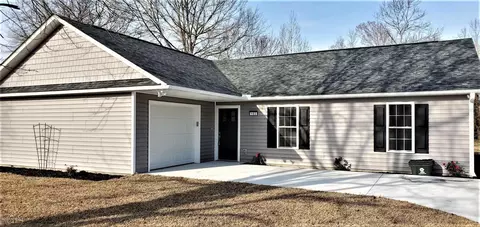 103 E Saddle Ln, Havelock, NC 28532 photo 7