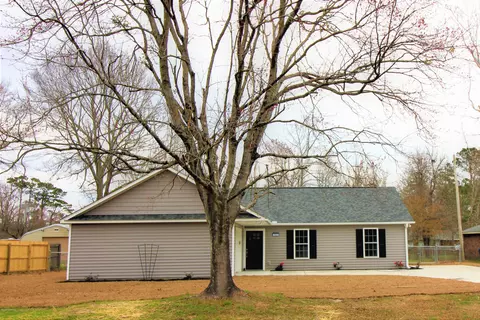 103 E Saddle Ln, Havelock, NC 28532 photo 1