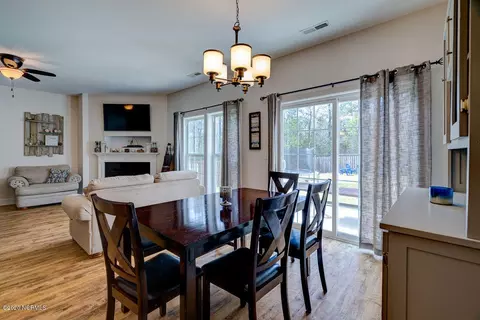 101 Hemlock Ct, Hampstead, NC 28443 photo 7